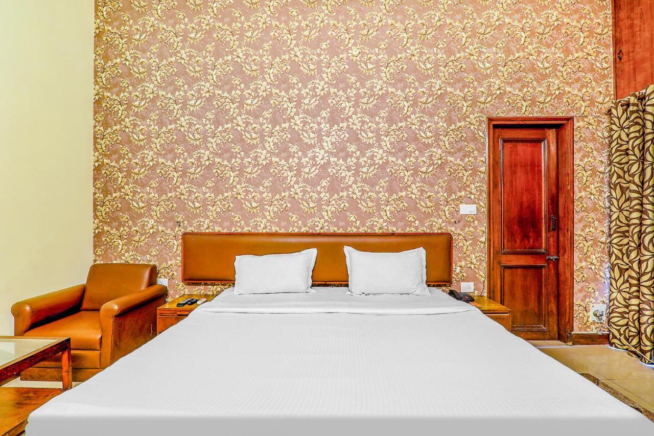 Hotel Executive Hasanganj Εξωτερικό φωτογραφία